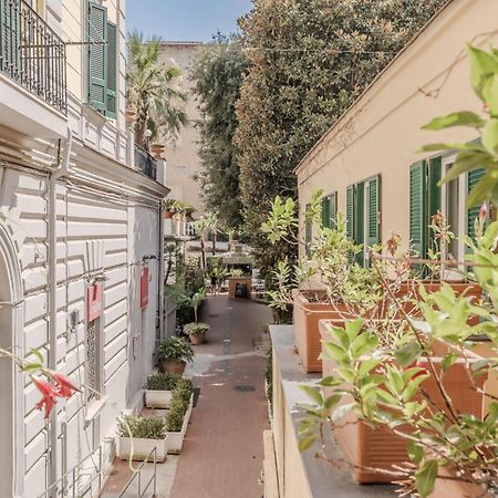 Hotiday Room Collection - Napoli Residenza Scarlatti Экстерьер фото