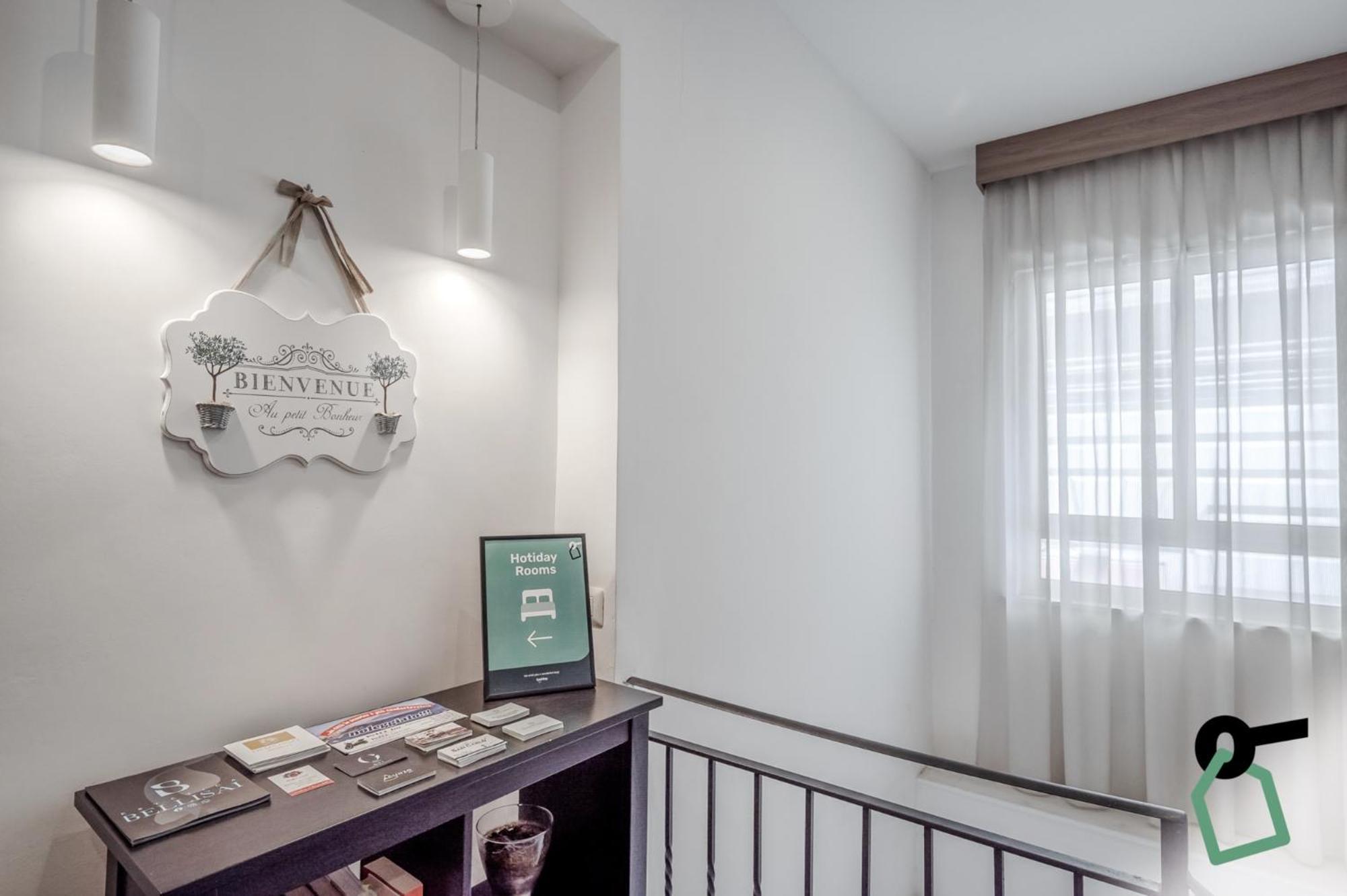 Hotiday Room Collection - Napoli Residenza Scarlatti Экстерьер фото