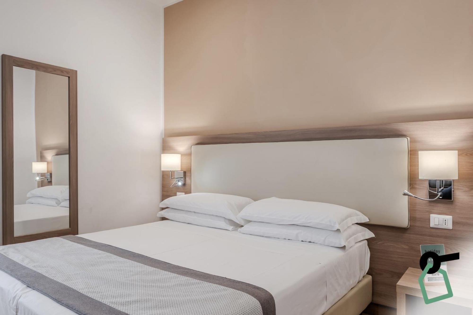 Hotiday Room Collection - Napoli Residenza Scarlatti Экстерьер фото