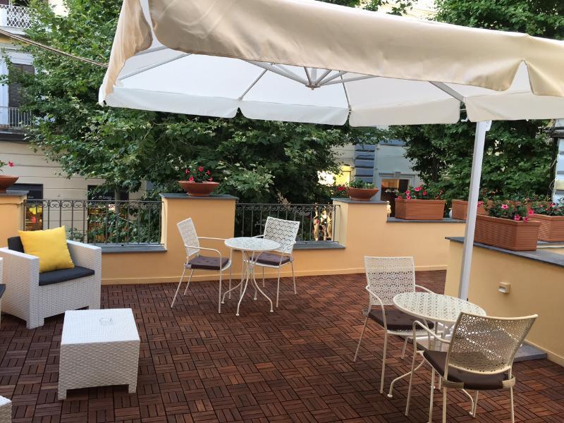 Hotiday Room Collection - Napoli Residenza Scarlatti Экстерьер фото